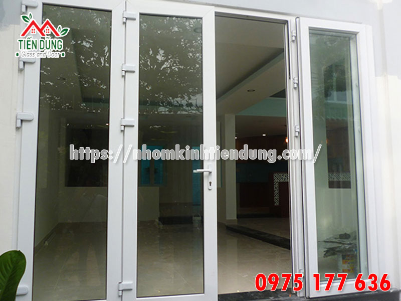 nhom kinh tien dung lap dat cua nhom xingfa nhanh chong gia re quan go vap