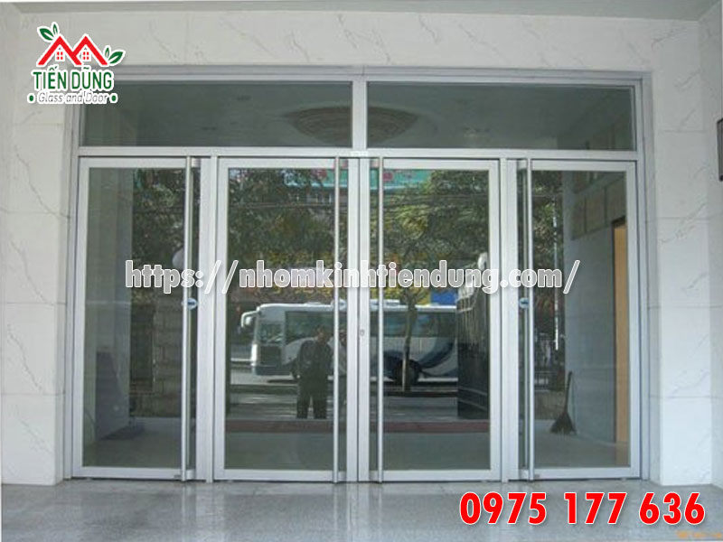 cua nhom xingfa tai go vap gia bao nhieu