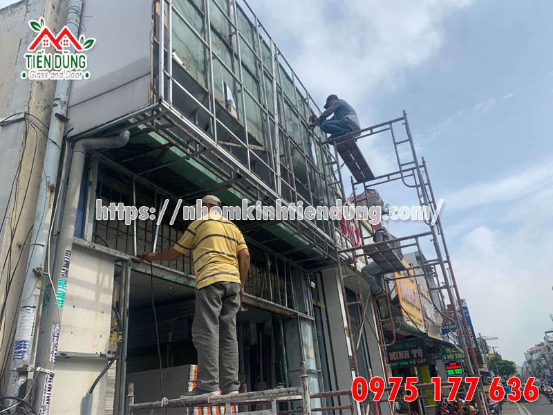 don vi thi cong mat dung aluminum chuyen nghiep gia canh tranh tai quan 1